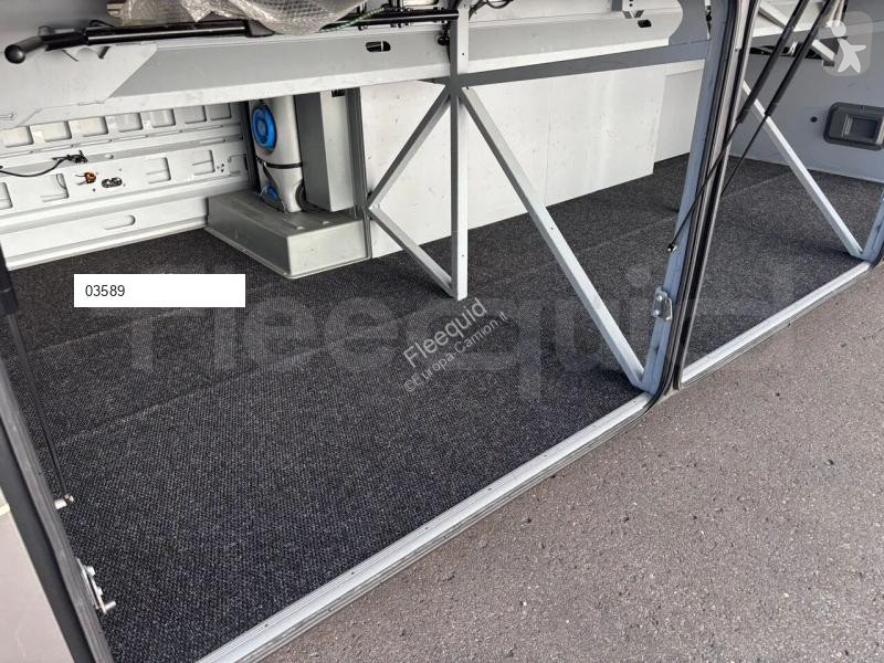 Setra S516 coach