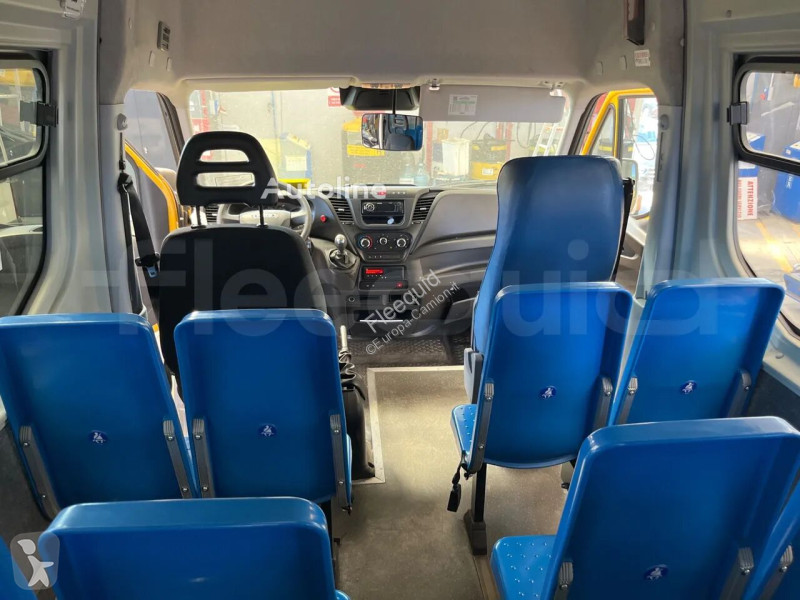 Autobus Iveco Daily