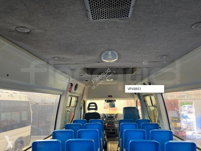 حافلة Iveco Daily