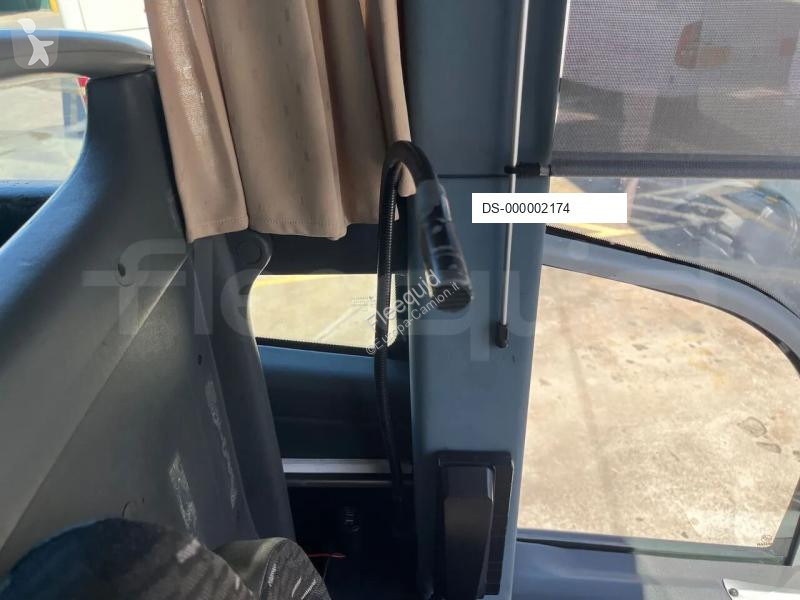 Ônibus viagem Irizar i6