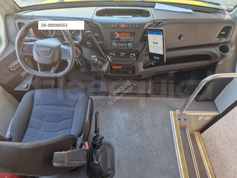 Междугородний автобус Iveco