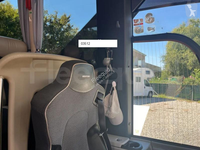 Neoplan  coach