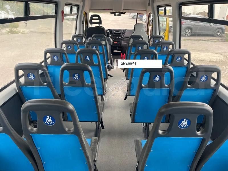 Междуградски автобус Iveco Daily