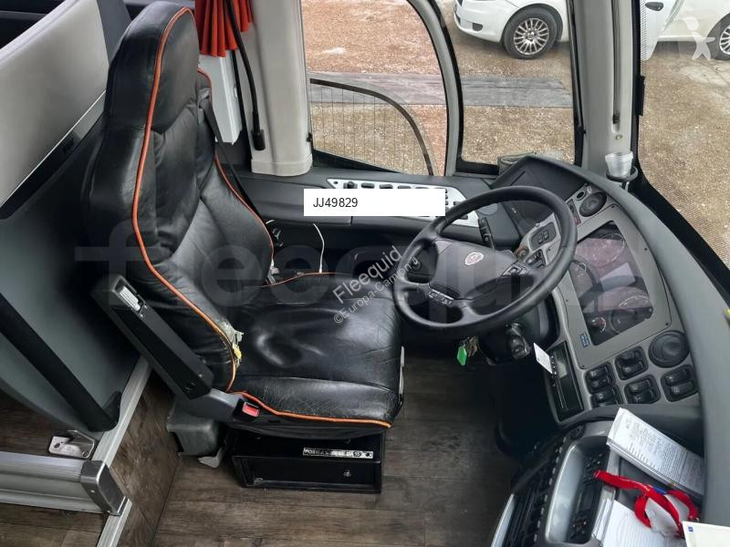 Междуградски автобус Irizar i6