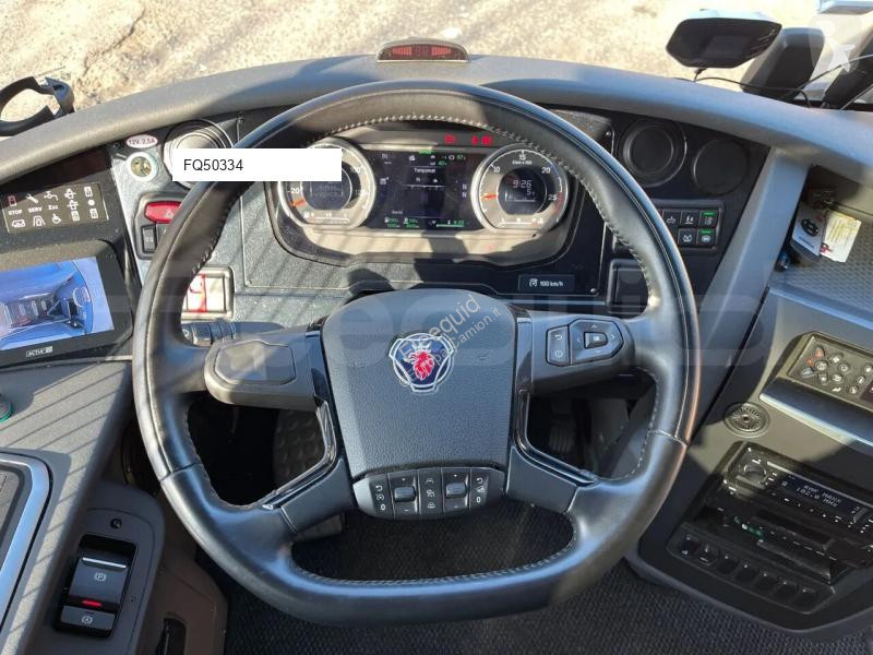 Междуградски автобус Irizar i6