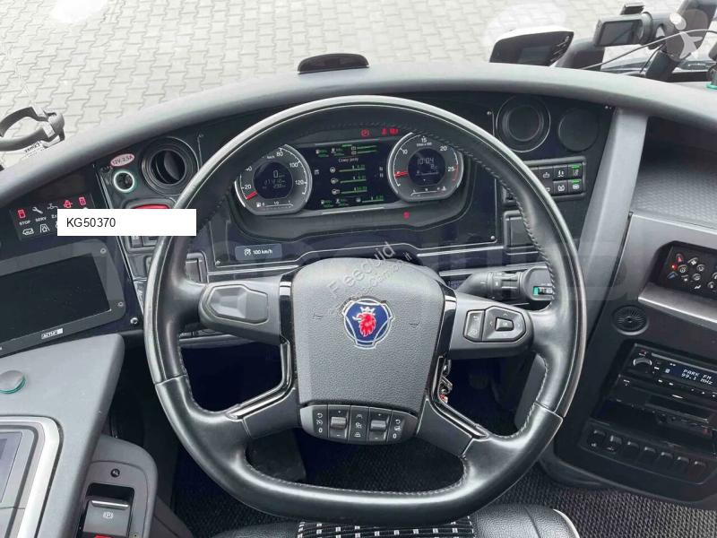 Междуградски автобус Irizar i6