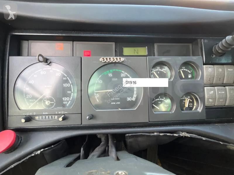 Iveco 389 coach