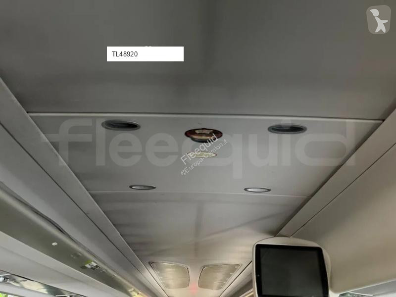 Междуградски автобус Irizar i6