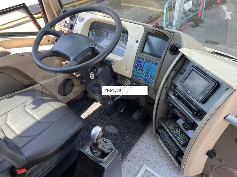 Autobus Mercedes Noge