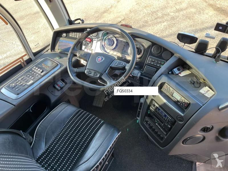 Междуградски автобус Irizar i6