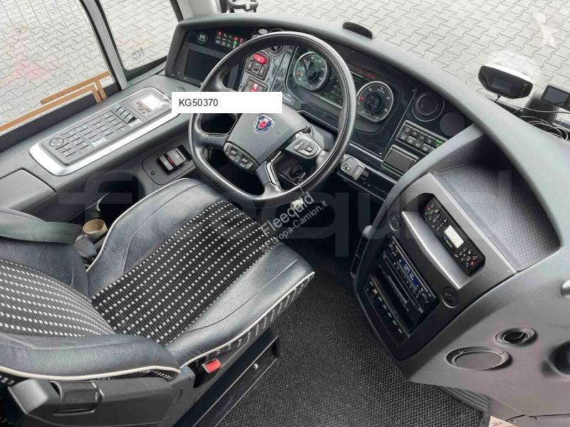 Междуградски автобус Irizar i6