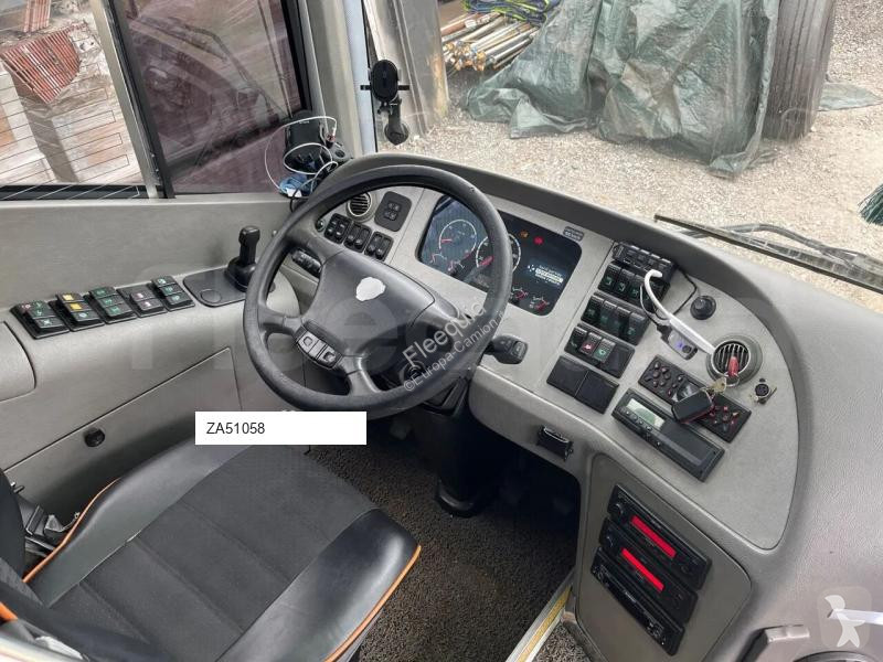 Междуградски автобус Scania Atomic