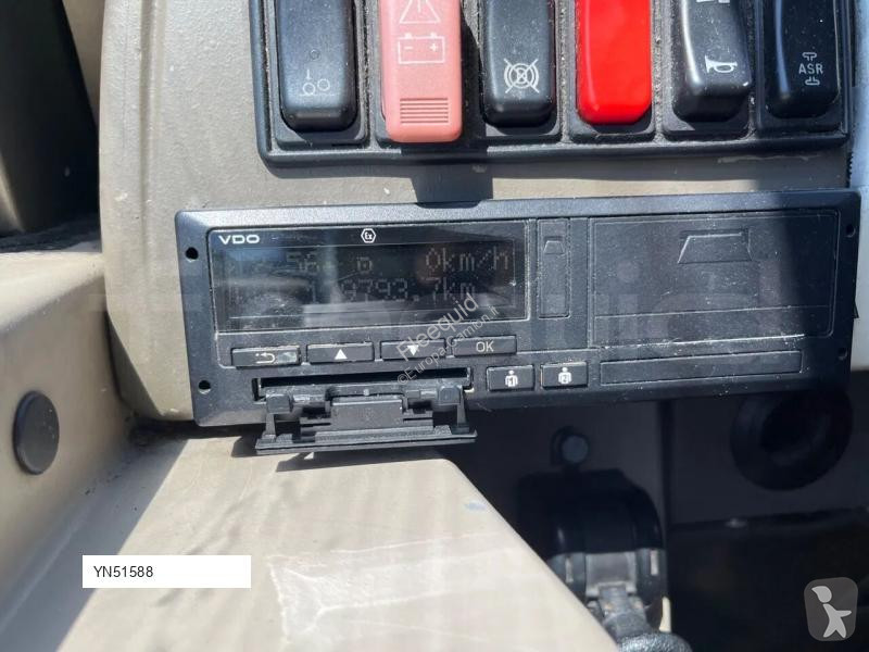 Autobus Mercedes Noge