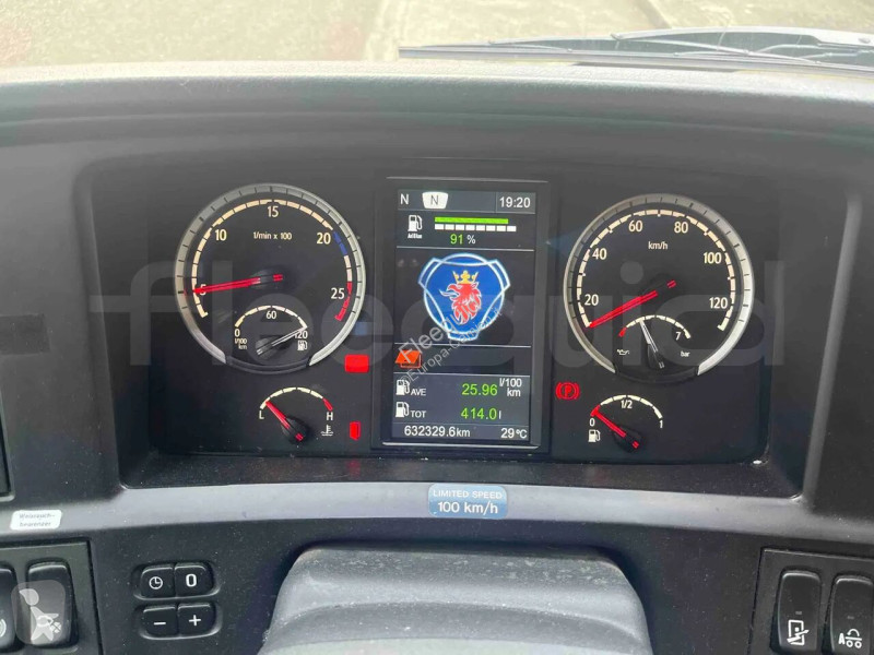 Междуградски автобус Scania Touring HD