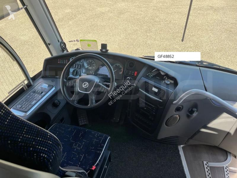 Междуградски автобус Irizar i6