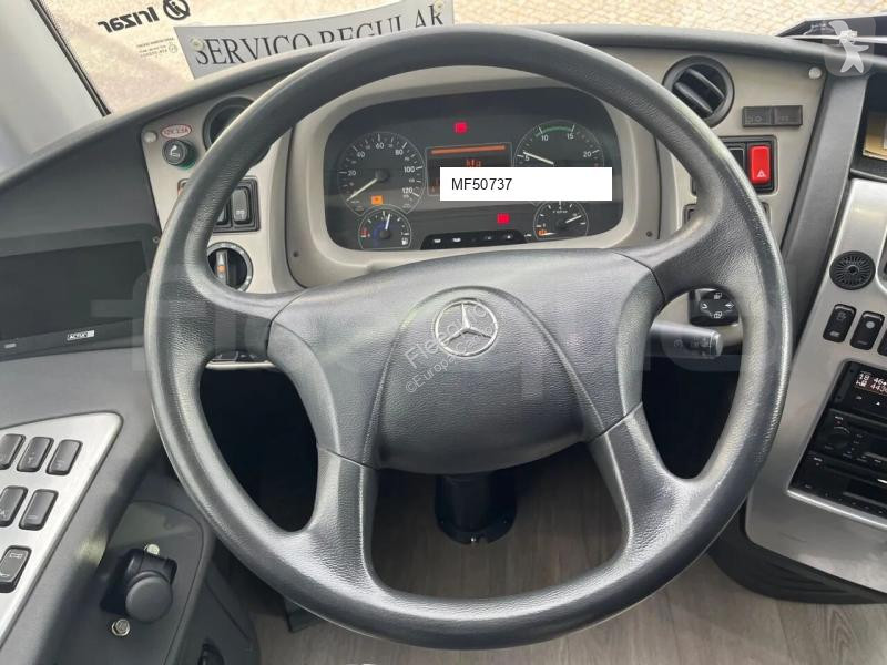 حافلة Mercedes i6
