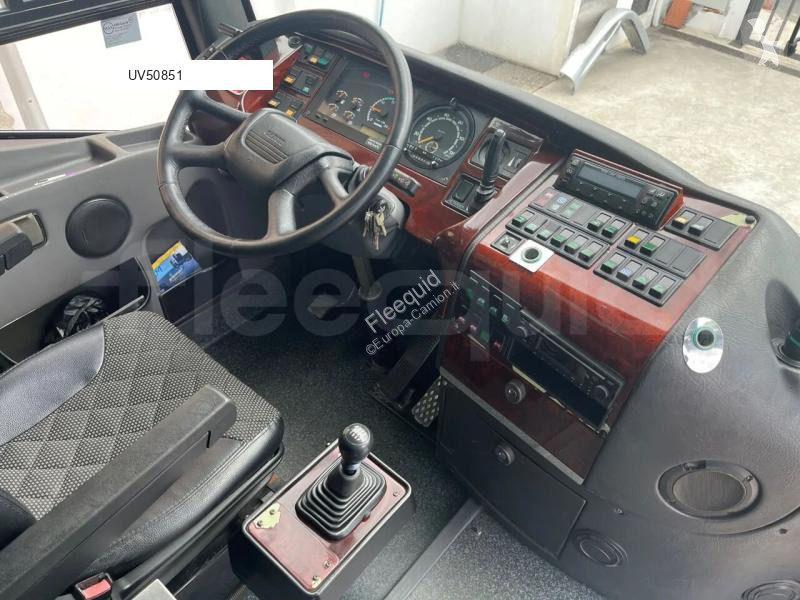 Междуградски автобус Irizar