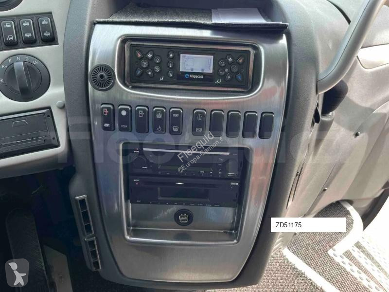 Междуградски автобус Irizar i6