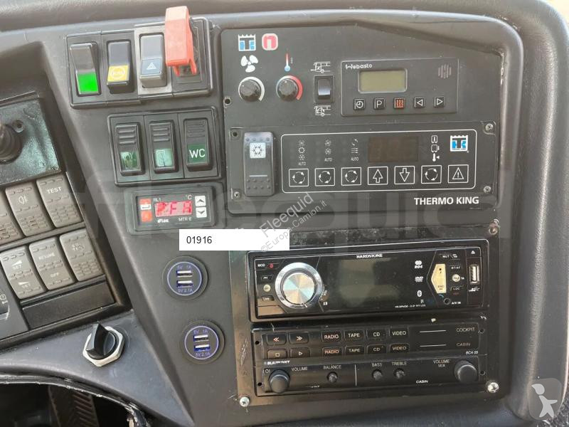Iveco 389 coach