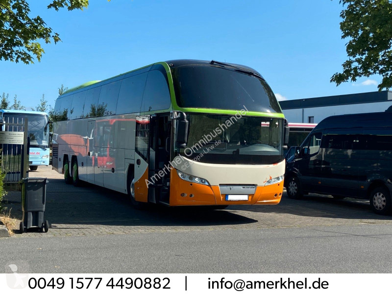 Междуградски автобус Neoplan cityliner
