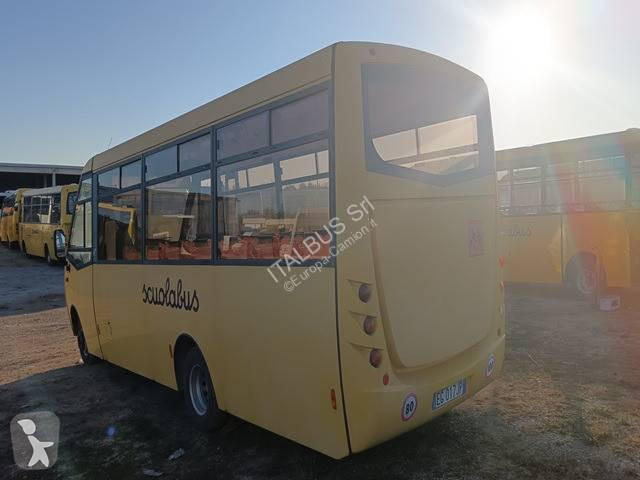 Autocarro Iveco CACCIAMALI TS 65