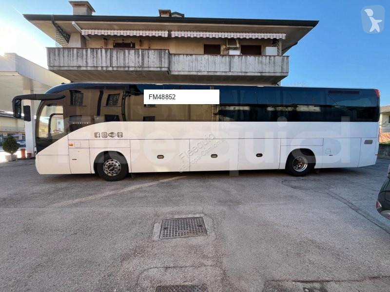 حافلة Iveco