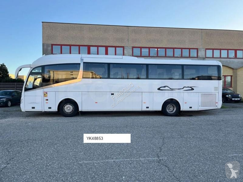 Междуградски автобус Irizar i6