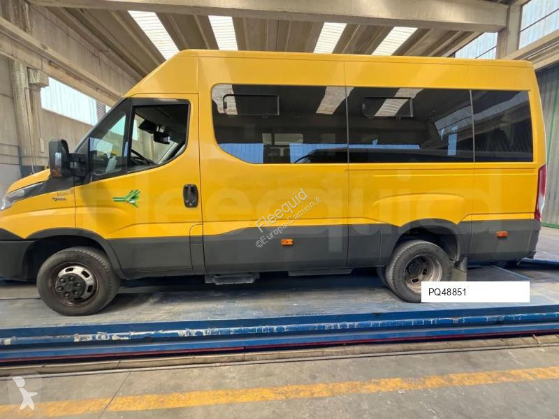 Autobus Iveco Daily