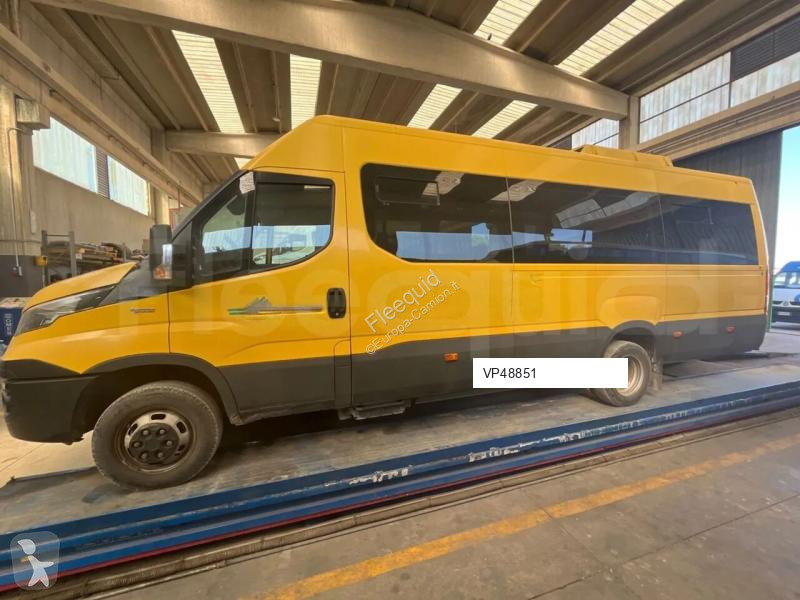 حافلة Iveco Daily