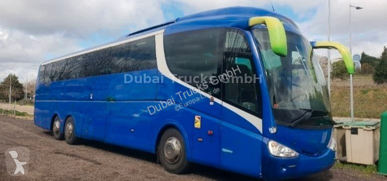 Междуградски автобус Scania...