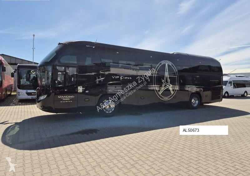 Междуградски автобус Neoplan CITYLINER /...