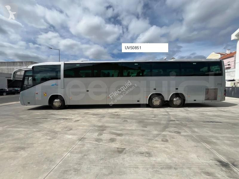 Междуградски автобус Irizar