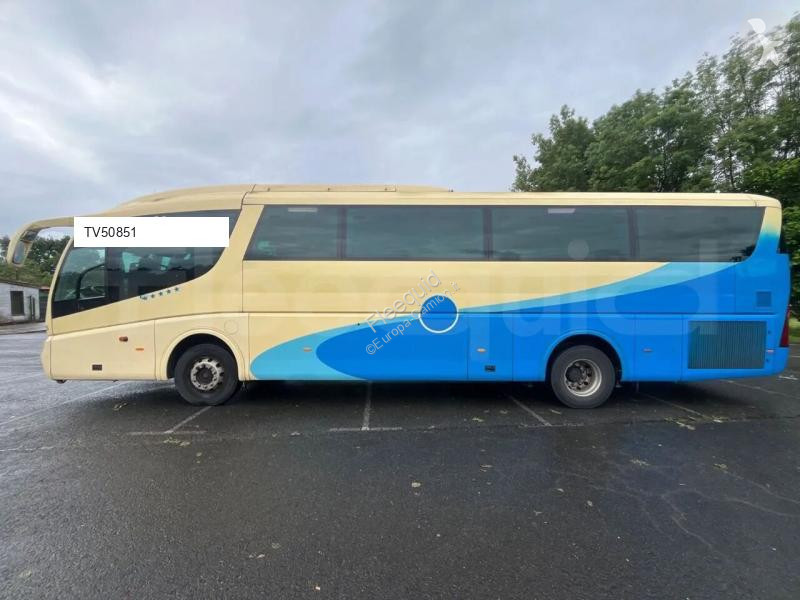 حافلة Irizar PB