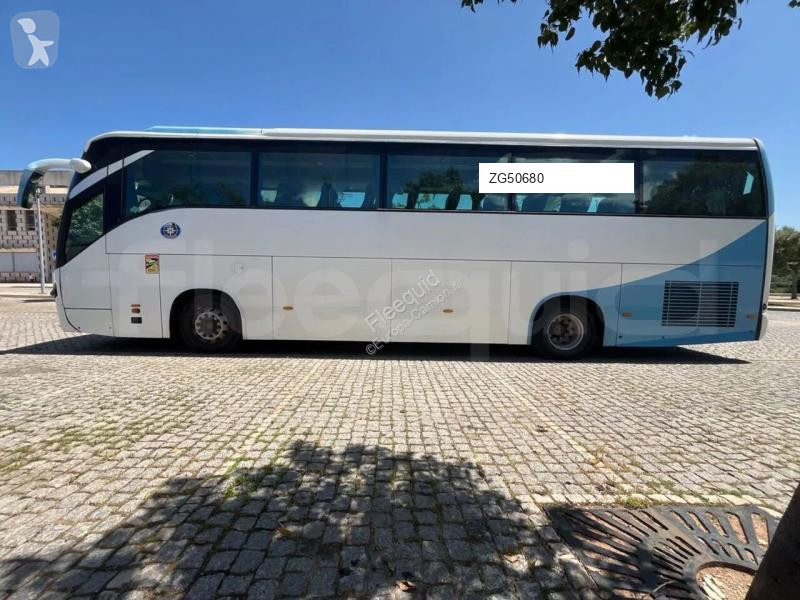Междуградски автобус Volvo B12