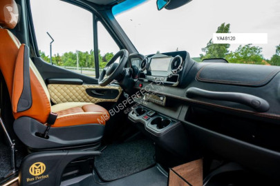 Autocar de tourisme Mercedes neuf