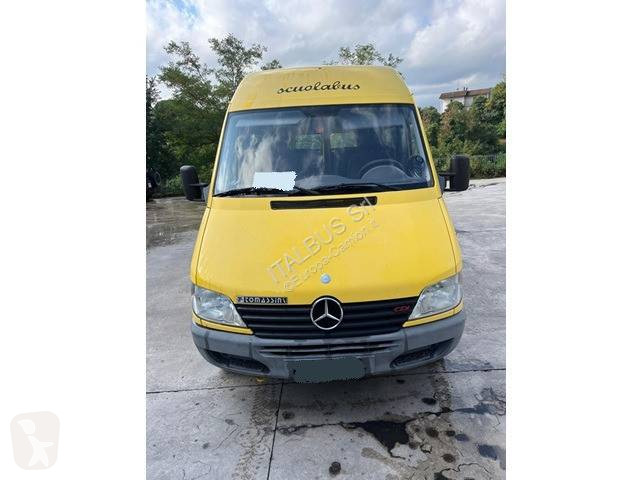 حافلة Mercedes 413 CDI
