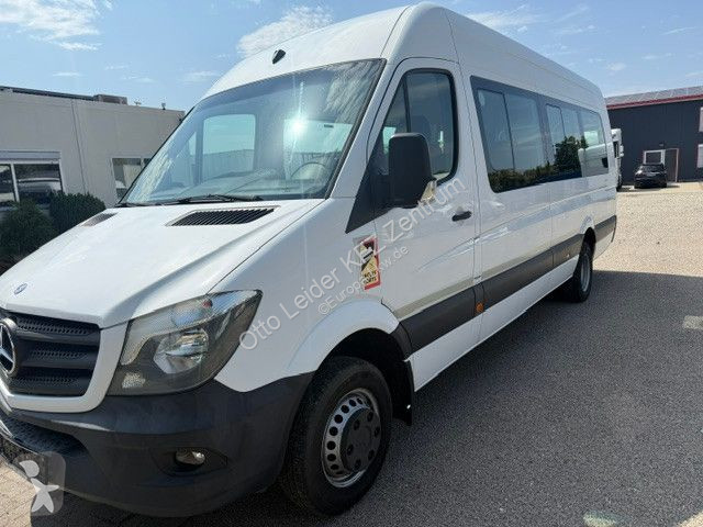 Autocar Mercedes 516 24 Sitzen El.Tühr