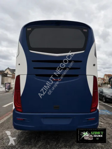 Autokar turystyczny Irizar