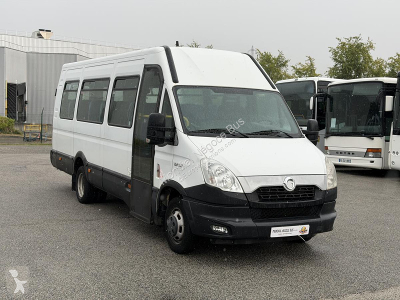 Véhicule utilitaire Iveco 50C17