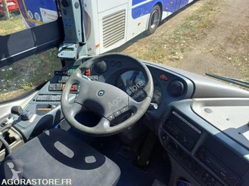 Autokar transport szkolny