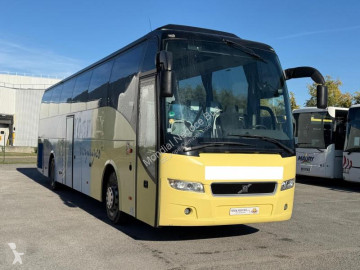 Autokar Volvo