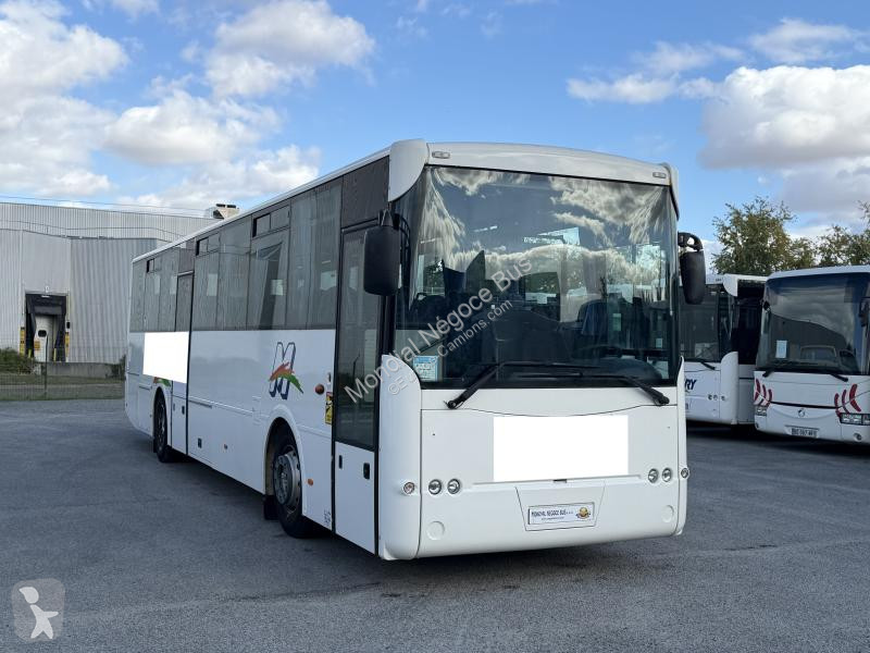 MAN 3 coach