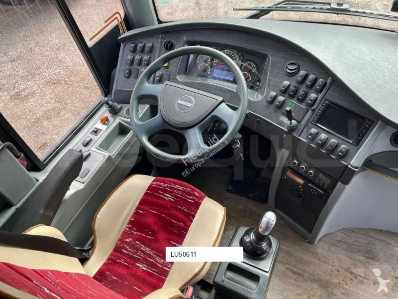 Autobus Isuzu Visigo