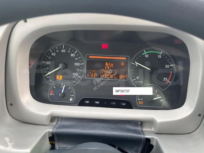 حافلة Mercedes i6