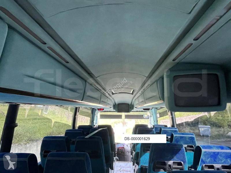 Междугородний автобус Irizar