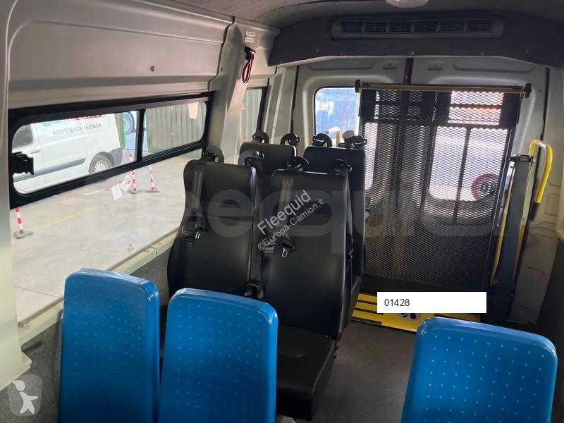 Iveco Daily coach