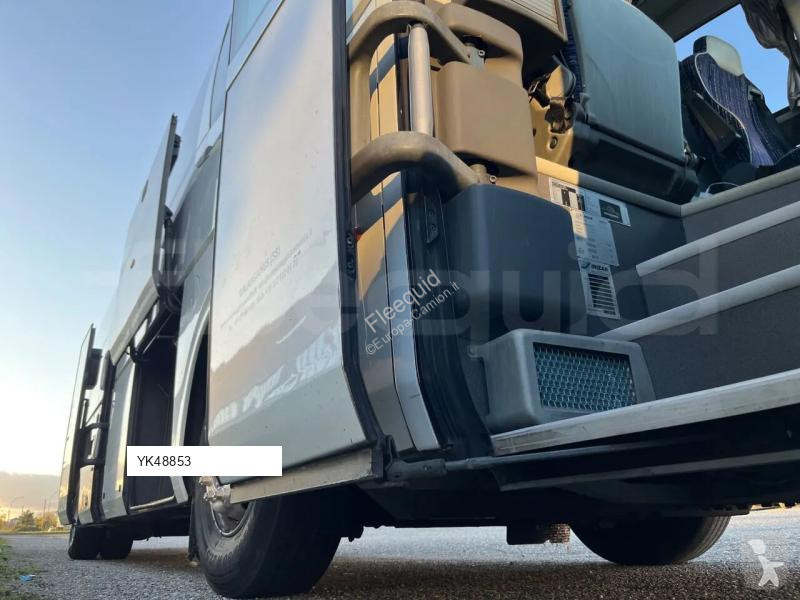 Междуградски автобус Irizar i6