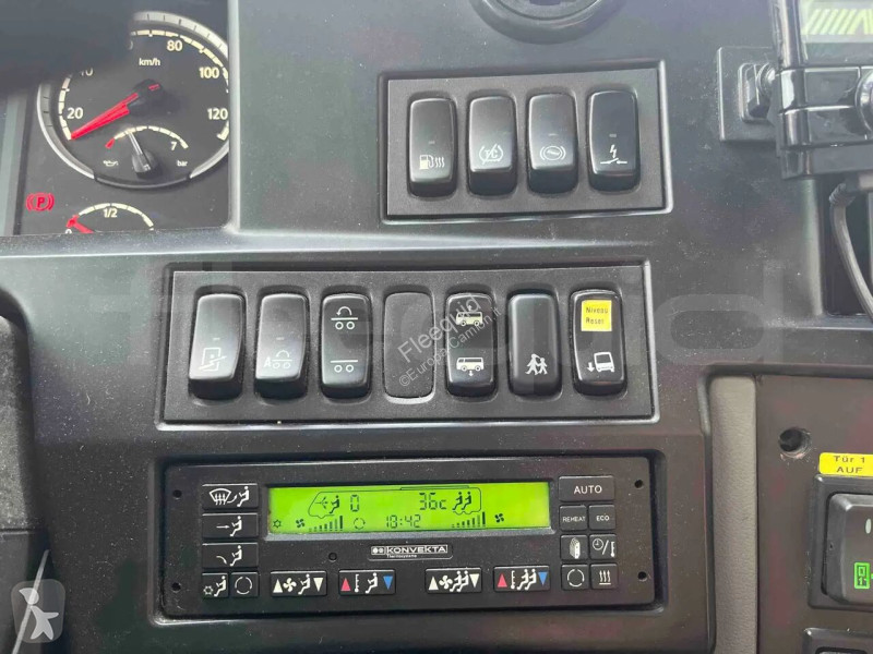 Междуградски автобус Scania Touring HD