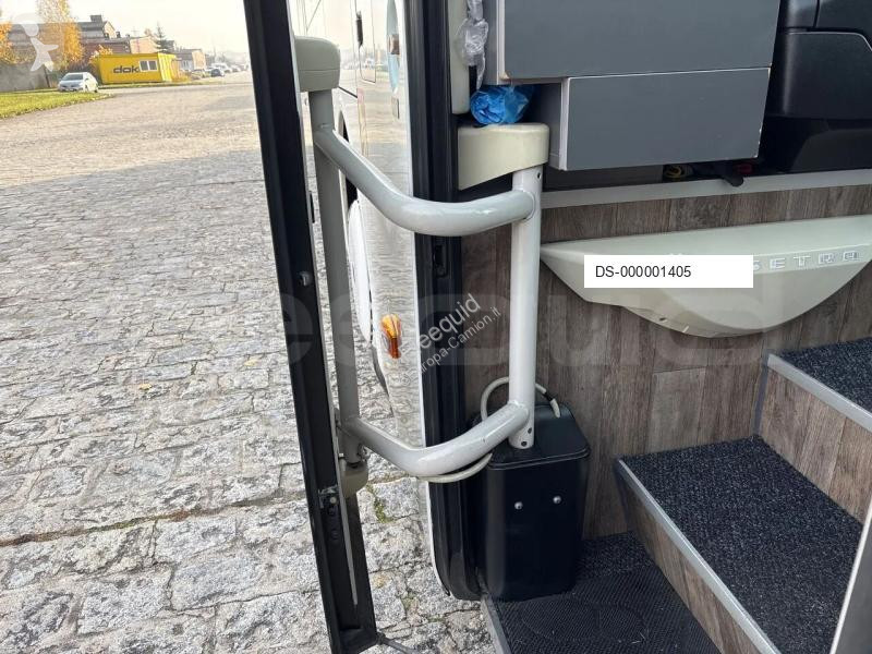 Setra S516 coach