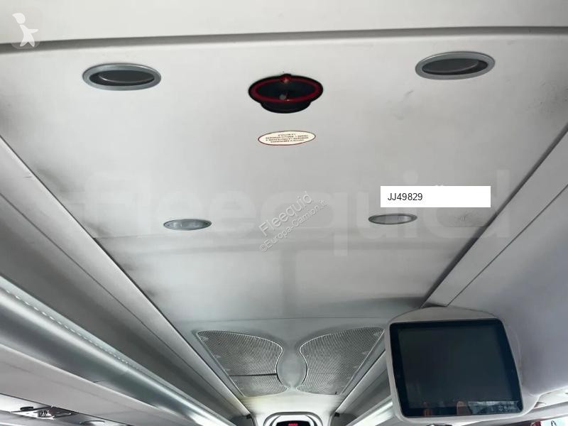 Междуградски автобус Irizar i6
